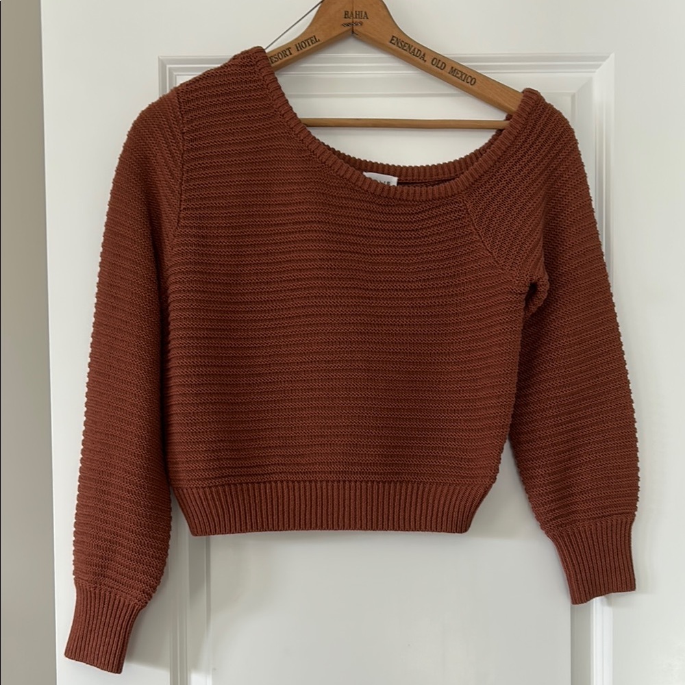 Le Lis Collection Terracotta Brown Women's Sweater w Asymmetrical Neckline Small